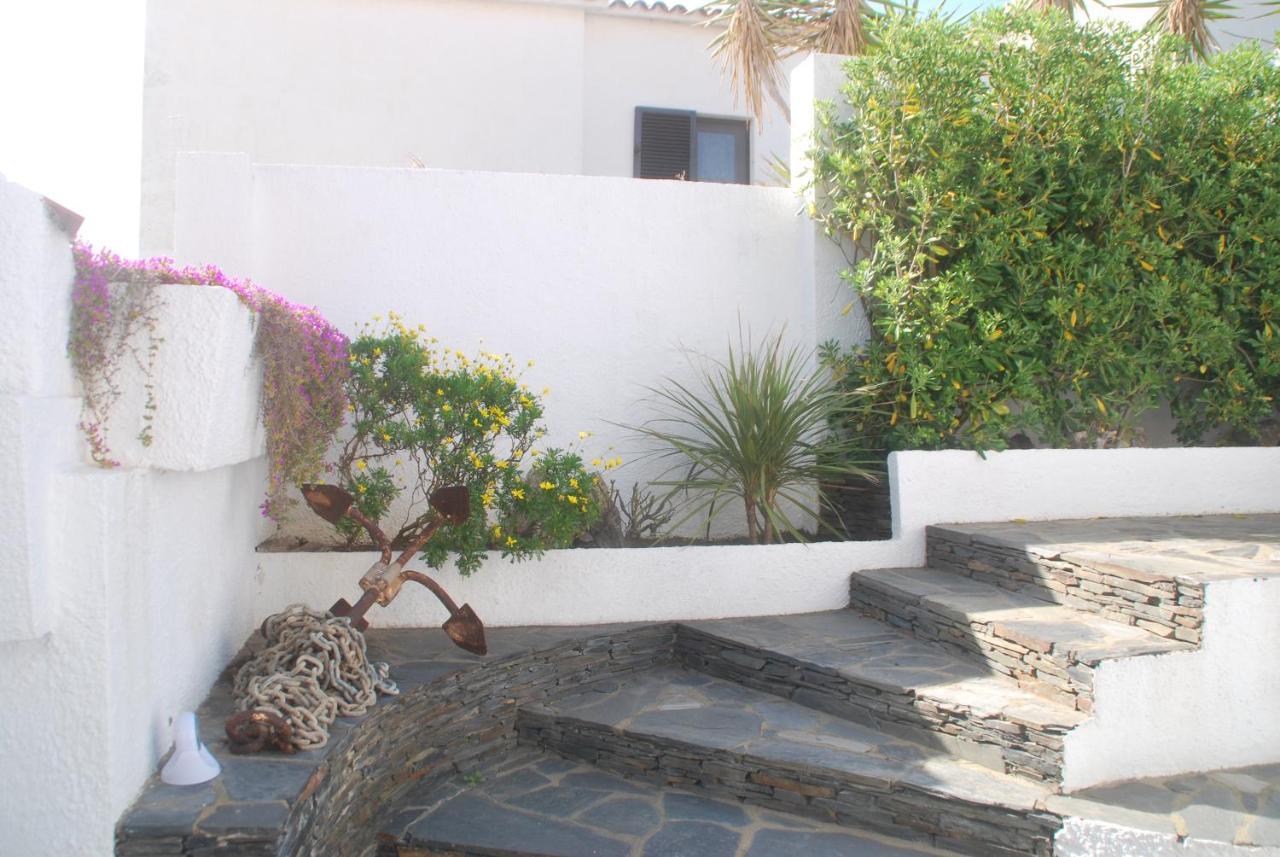 Ferienwohnung Es Caials Cadaqués Exterior foto